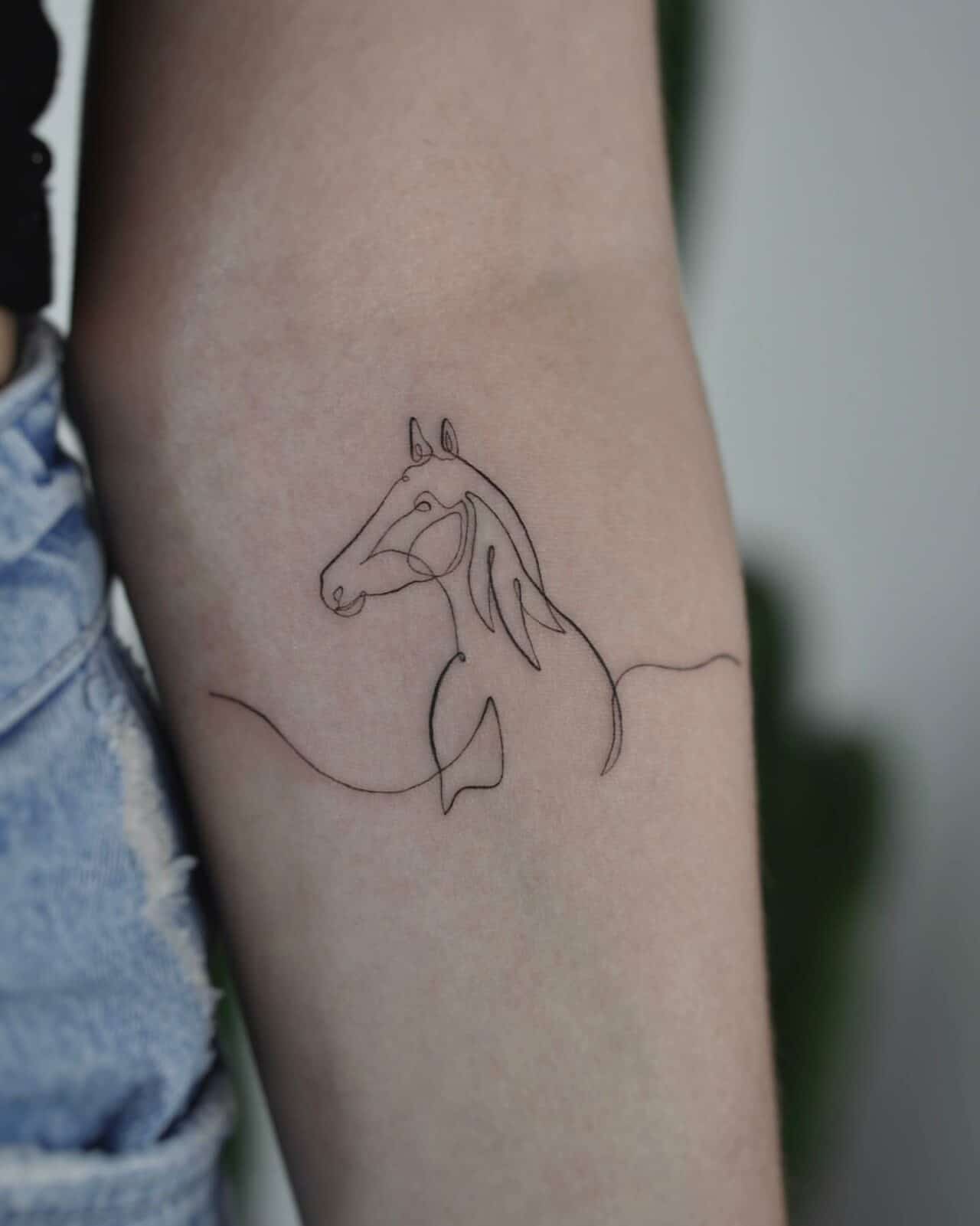 58 Simple Horse Tattoo Ideas Tattooclue Com 58 Simple Horse Tattoo Ideas Tattooclue Com