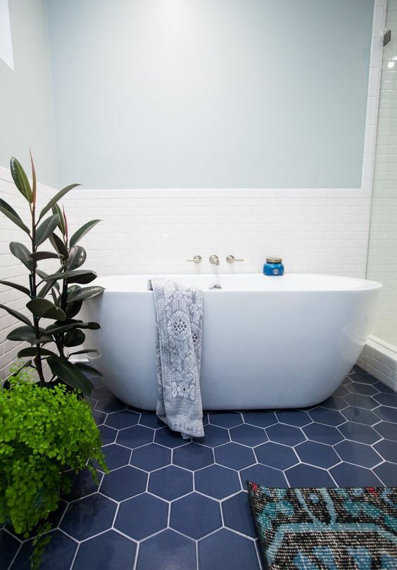 60 Stylish Hexagon Tiles Ideas For Bathrooms Digsdigs 60 Stylish Hexagon Tiles Ideas For Bathrooms Digsdigs