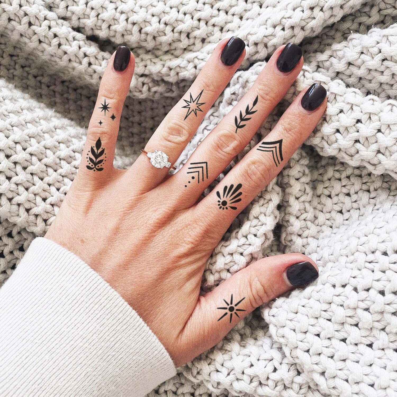 Pin By Jordan Arnold On Hand Tattoos Hand Tattoos Finger Tats Hand Tats Pin By Jordan Arnold On Hand Tattoos Hand Tattoos Finger Tats Hand Tats