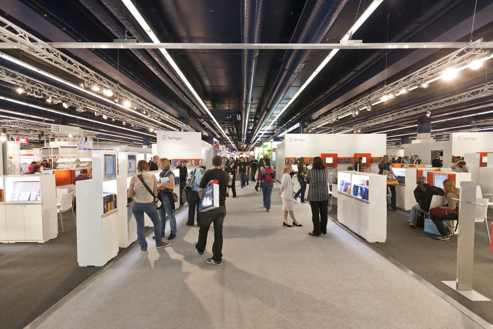Trade Show Marketing Tips To Attract Exhibitors To Your Show Trade Show Marketing Tips To Attract Exhibitors To Your Show