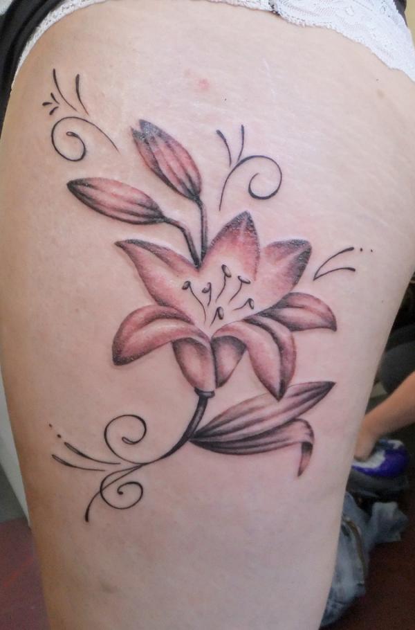 Ultimate 7 Lily Tattoo Designs To Create Now