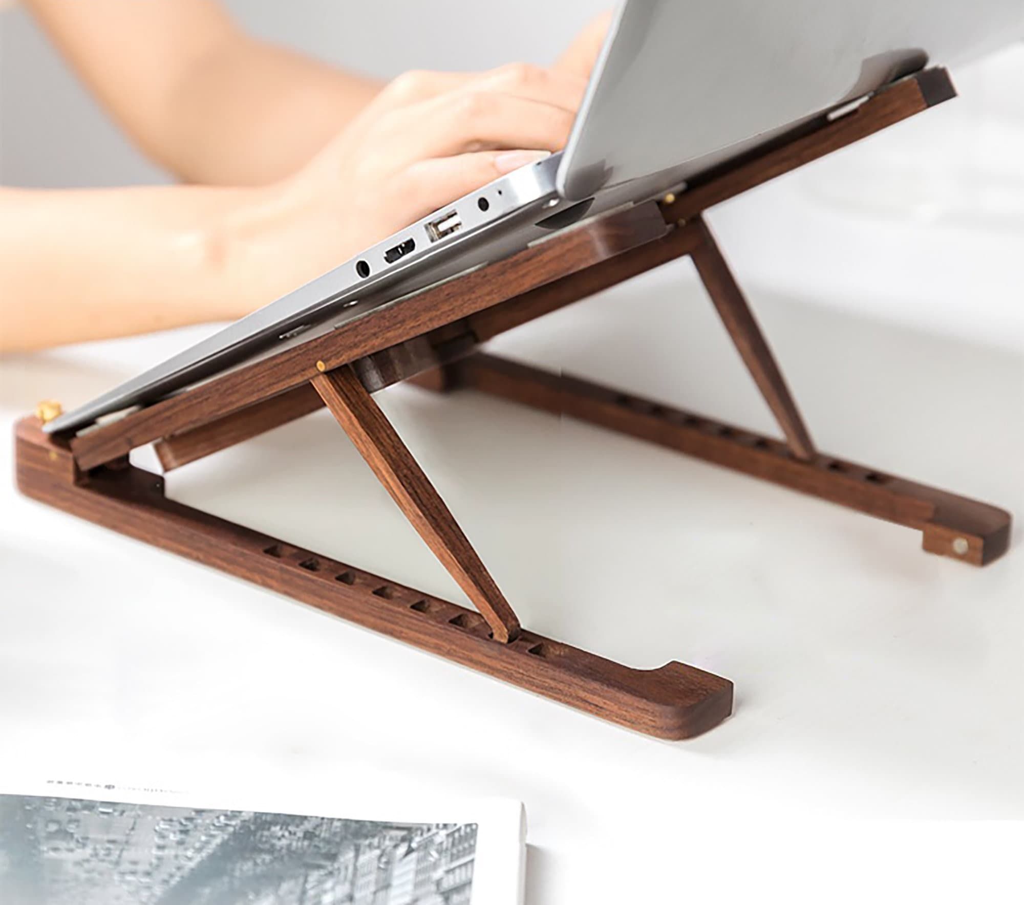 Ultimate Desk Laptop Stand Designs Now